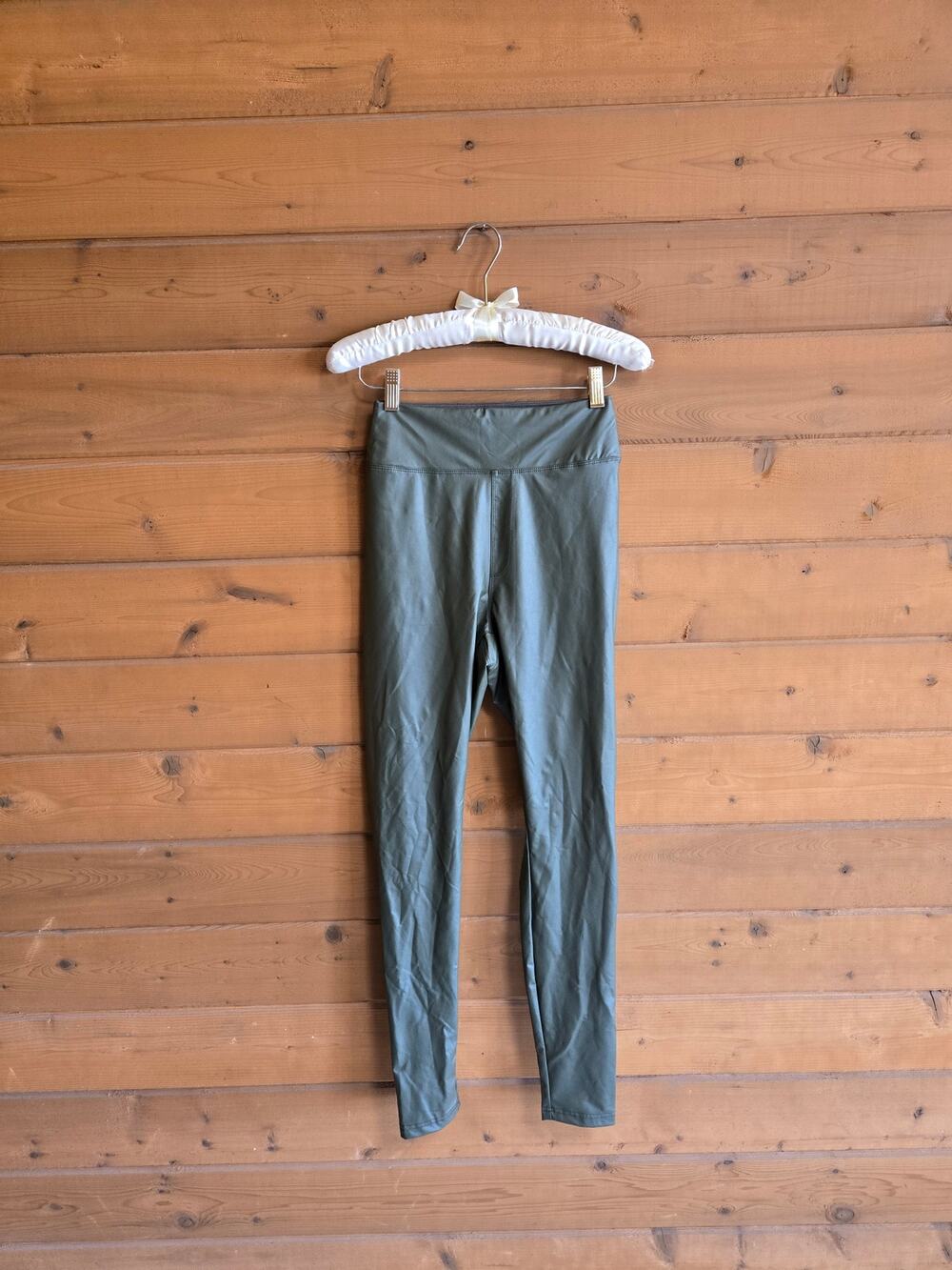 Aerie Offline Faux Leather Leggings Real Luxe Green Pull On Moto Olive Fall Pant